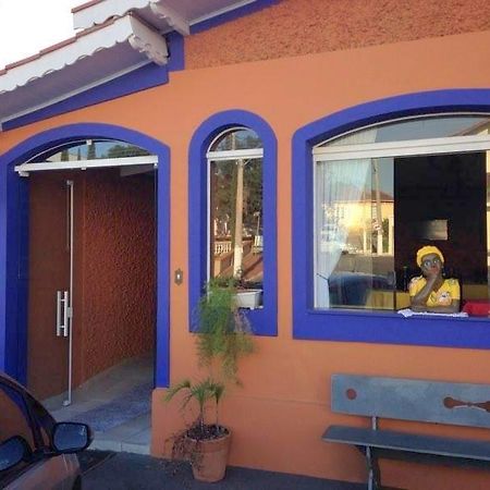 Hotel Gandhi Жакутинга Екстериор снимка