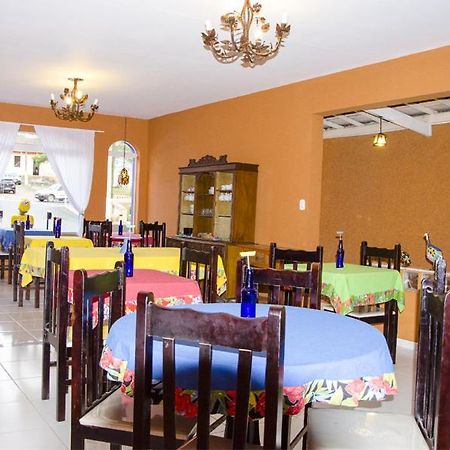 Hotel Gandhi Жакутинга Екстериор снимка