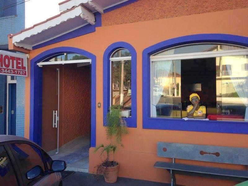Hotel Gandhi Жакутинга Екстериор снимка